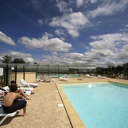 Terres De France - Les Hameaux De Miel Hotel Beynat Buitenkant foto