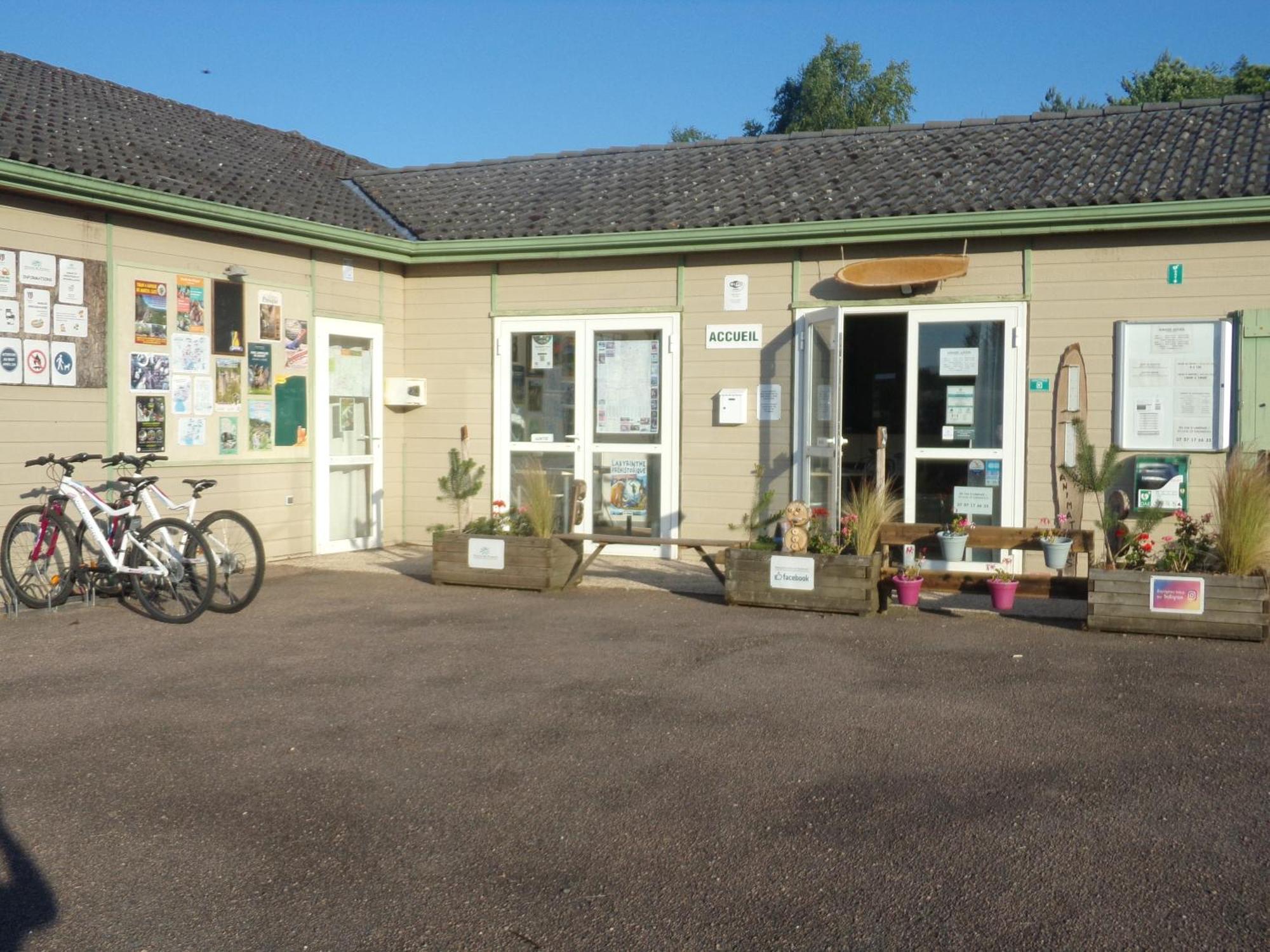 Terres De France - Les Hameaux De Miel Hotel Beynat Buitenkant foto