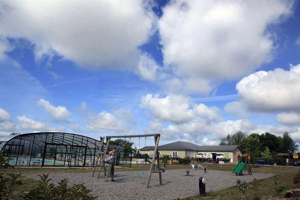 Terres De France - Les Hameaux De Miel Hotel Beynat Buitenkant foto